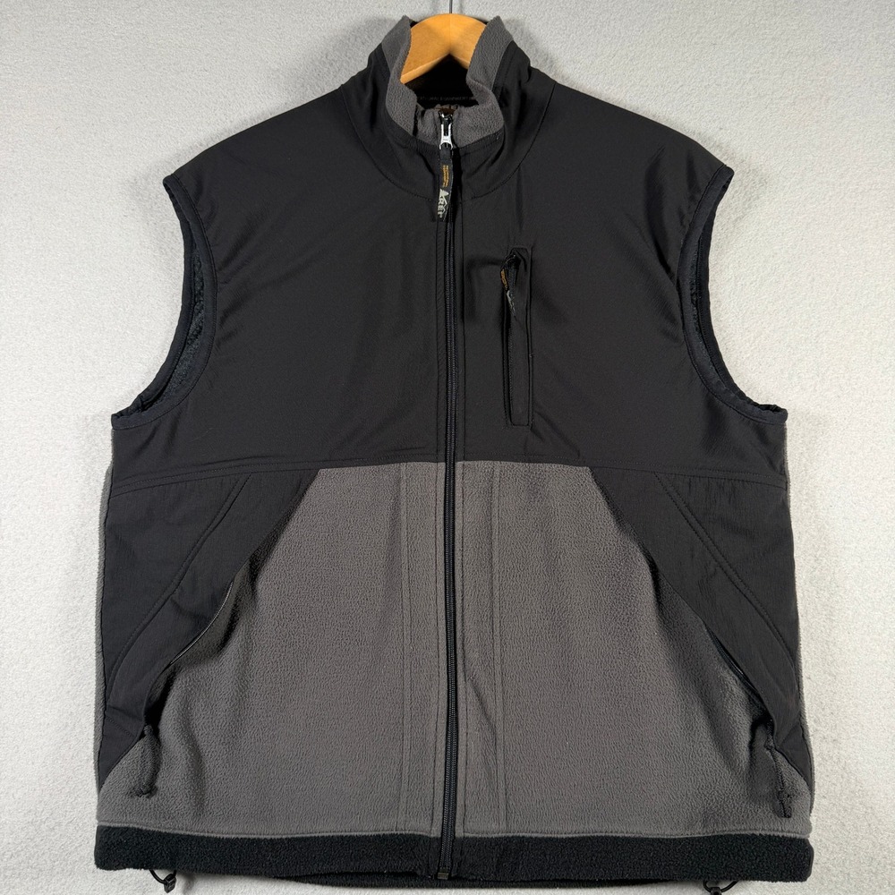 Vintage REI Mens Full Zip Fleece Vest Black Gray Two Tone Pockets Size M